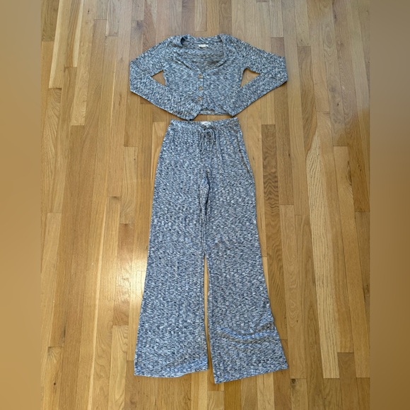 Billabong Essentials 2pc Lounge Set Knit Crop Top & Wide Leg Pants XS sold out - Picture 5 of 12